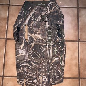 Avery Sporting Dog Neoprene Camo Hunt Vest - S 5mm